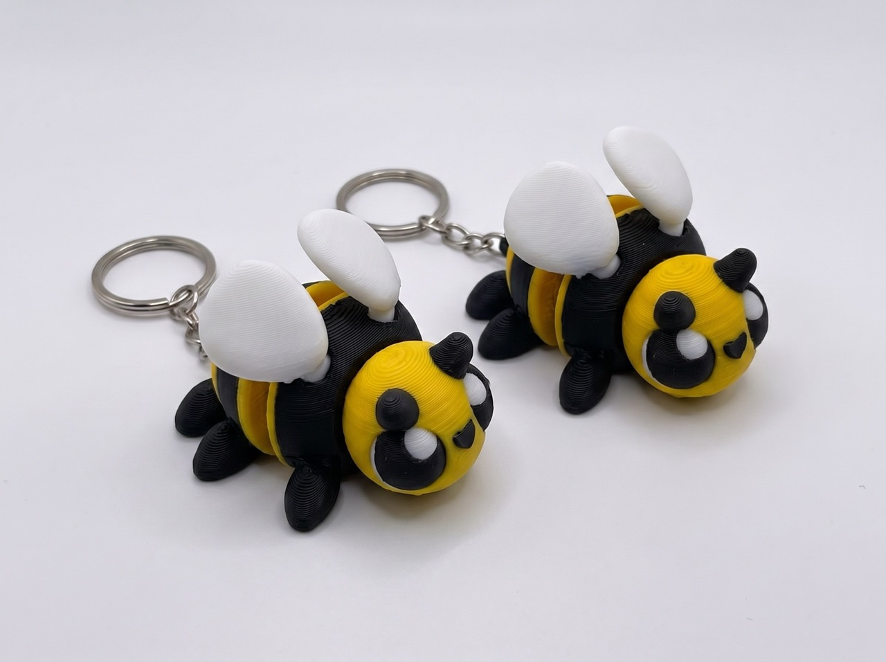 3D keychain Bee